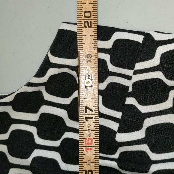 CB Established Women's Size 15 Geometric Print One Piece Lined Career Wear Dress - Picture 15 of 16